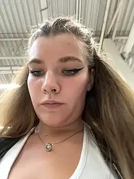 Holy_Tereza — Freechat on StripChat