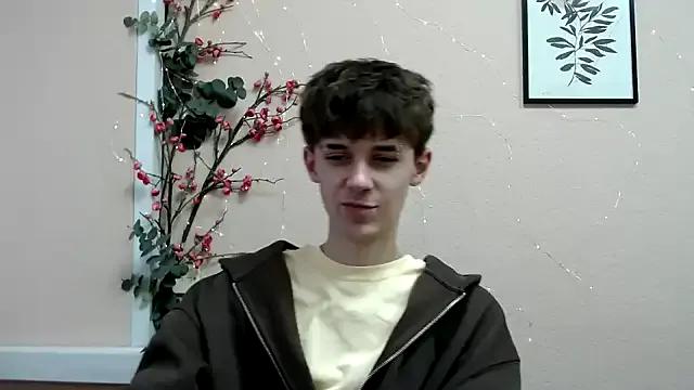 Hoot_Dude_ on StripChat 