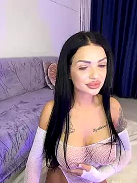 IrisRossie on StripChat 