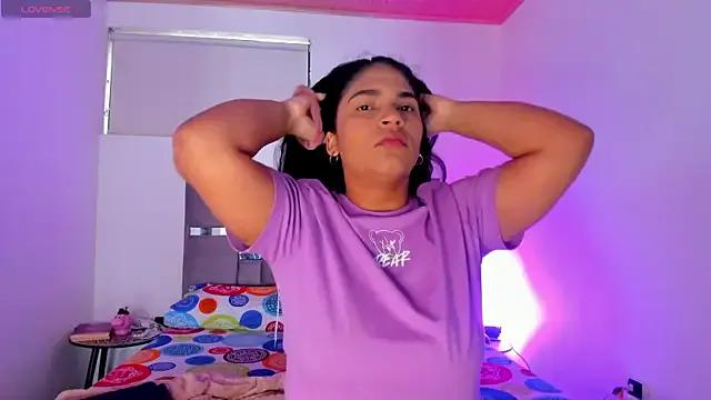 iriss_25 on StripChat 