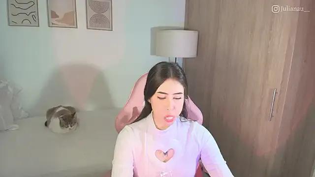 iriswest_ on StripChat 