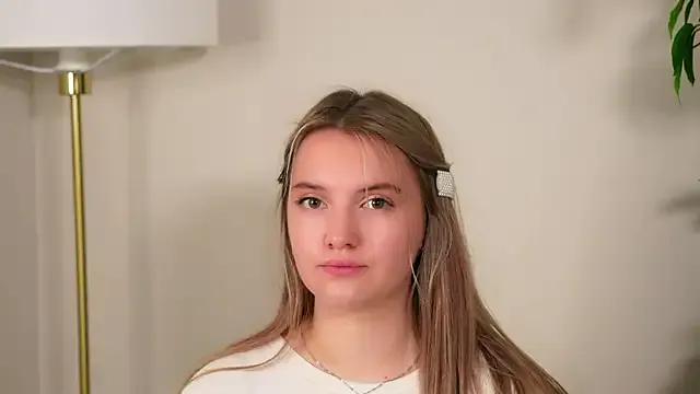 JeneMohsin on StripChat 