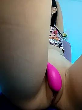julieta-latinlady — hielo tetis