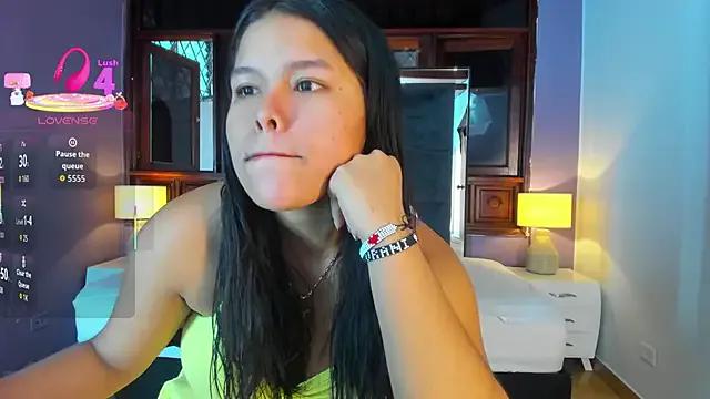 kittyy_babee on StripChat 