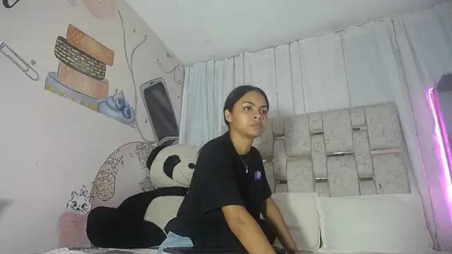 KOURTNEY-- — Undress + dance