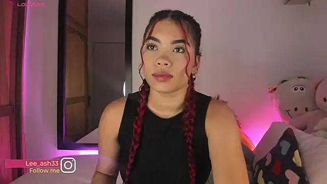 Lee_Ash on StripChat