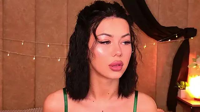 Leya_Foxhall — feet tease