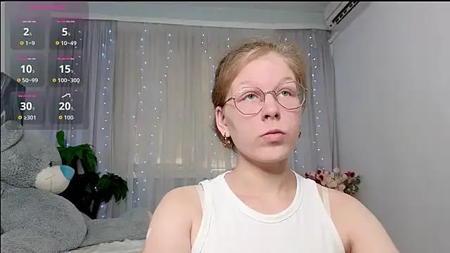 Lilly_Belly — Take off bra
