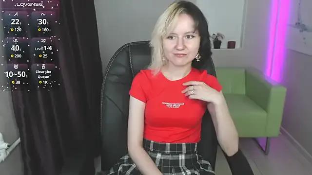 LinaVeritas — skirt off. ^^