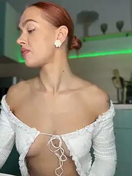 LittleFox___ on StripChat 