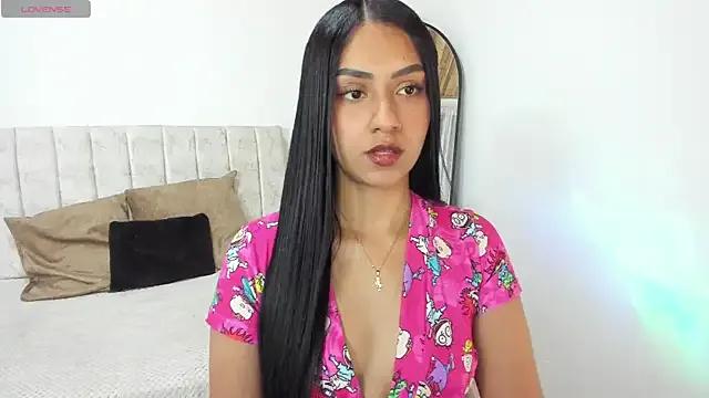 Lunnasweet1_ on StripChat 