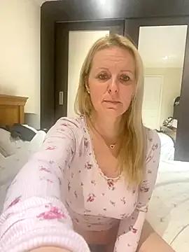 madamlillyrose — Shower