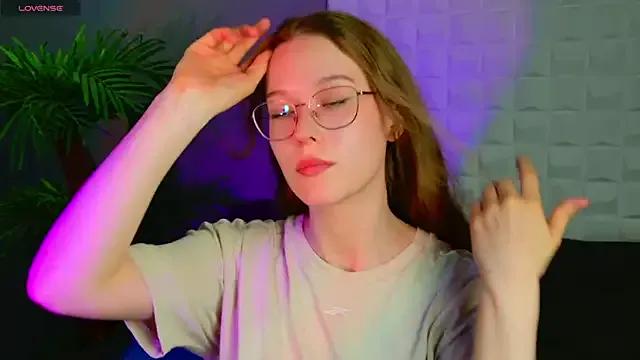 MandyMils — change outfit