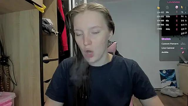 Mary_Blu — topless blowjob