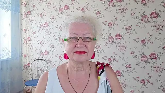 Maya_Mayflower on StripChat 