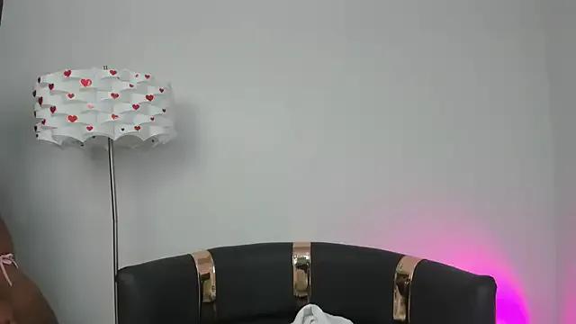 miss__allison on StripChat 