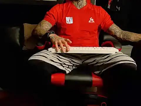 Molotov_Explosive on StripChat 