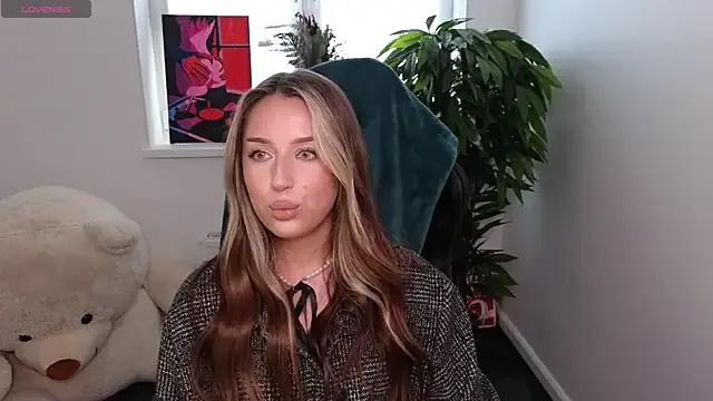 MonicaWeber_ — I Undress My Sweety legs