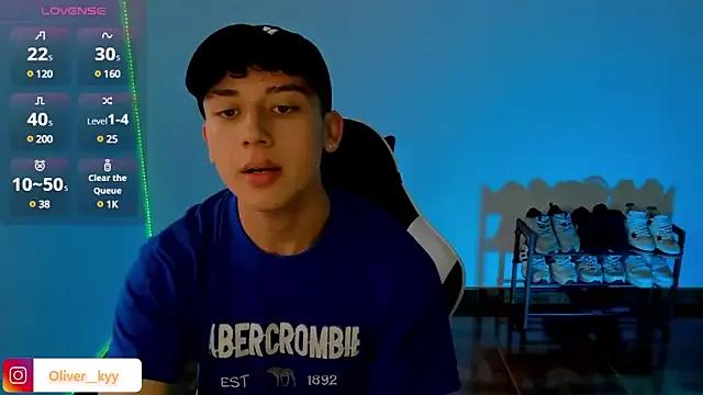 oliver_kyy — full naked + show cock and ass