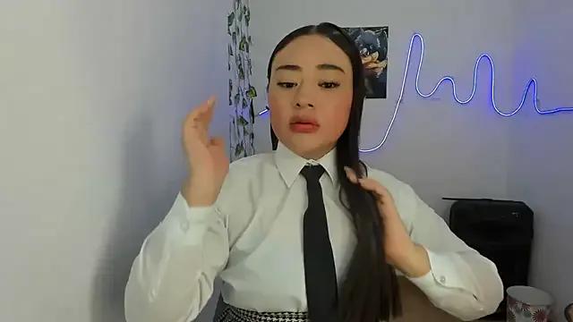 ReyleDoll — squirt in pantyhose