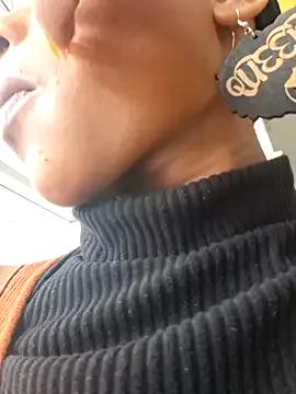 sara_williams01 on StripChat 