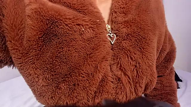 sarah_ashbourne — Freechat on StripChat