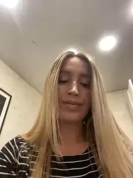 StasyWood on StripChat 