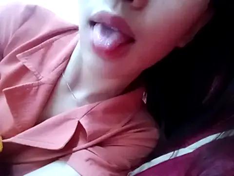 Sully990 on StripChat 