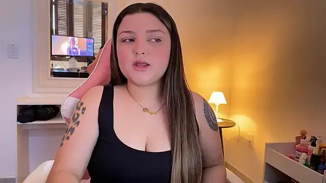 SweetFoxEyes_ on StripChat 