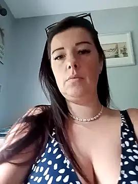 SweetLaurenXX on StripChat 