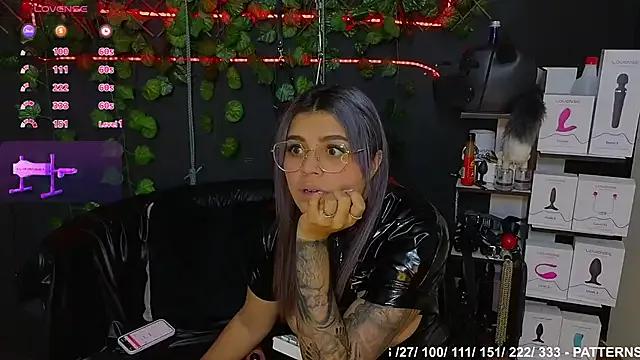Sweett_Mollyy — SUSPENSION WHIT ANAL HOOK+ HOT CHILLI