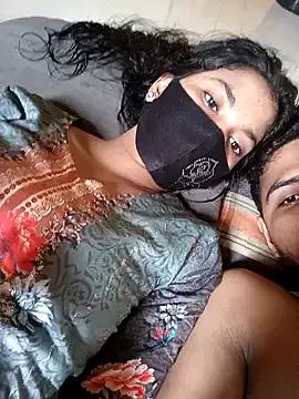 Trending_couple_1 — Sexy cute girl