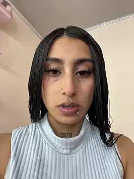 Violeet-Smith — Rub pussy