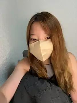 yuuhichan on StripChat 