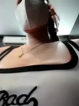 zizi_public on StripChat 